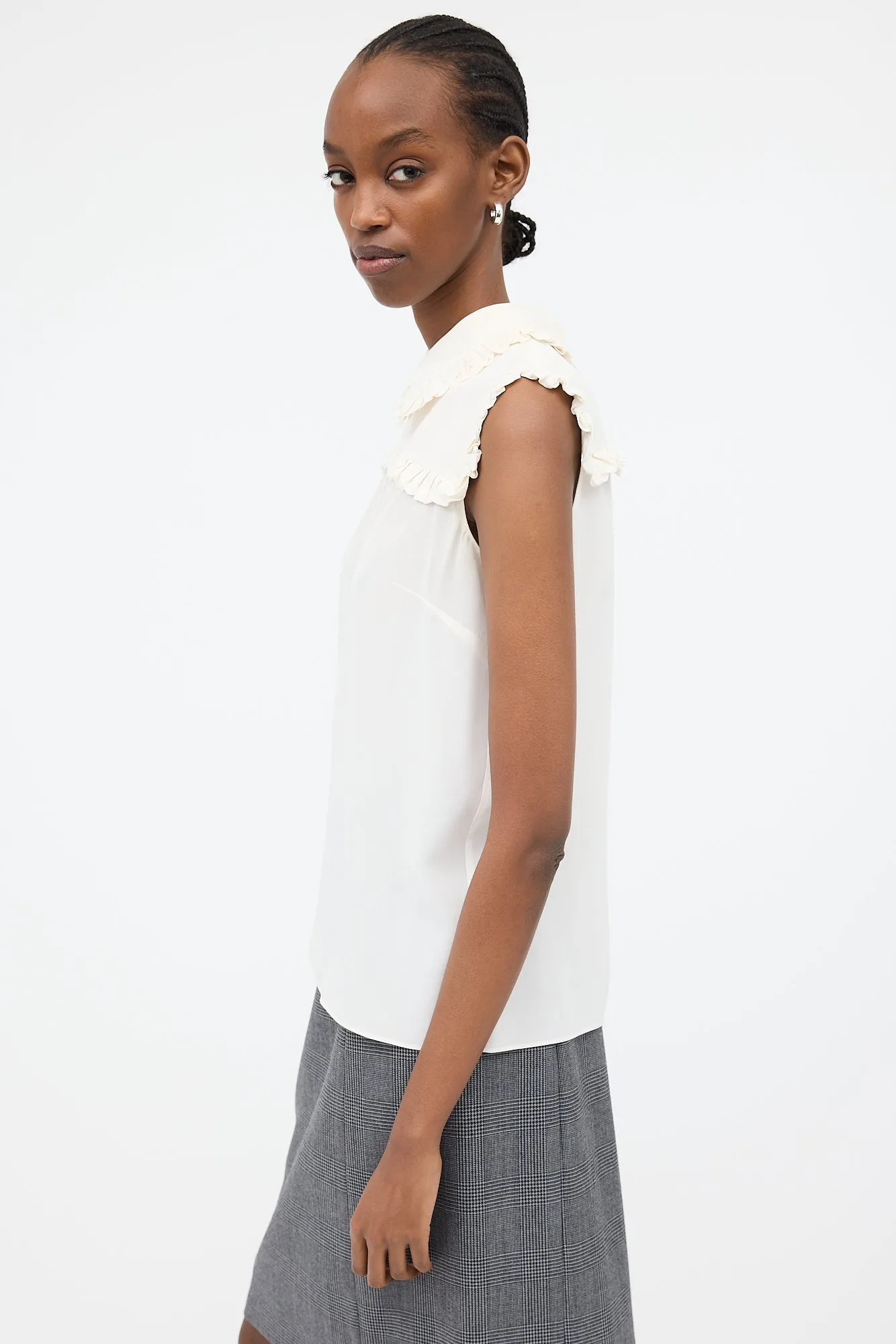 2017 Silk Sleeveless Ruffle Blouse