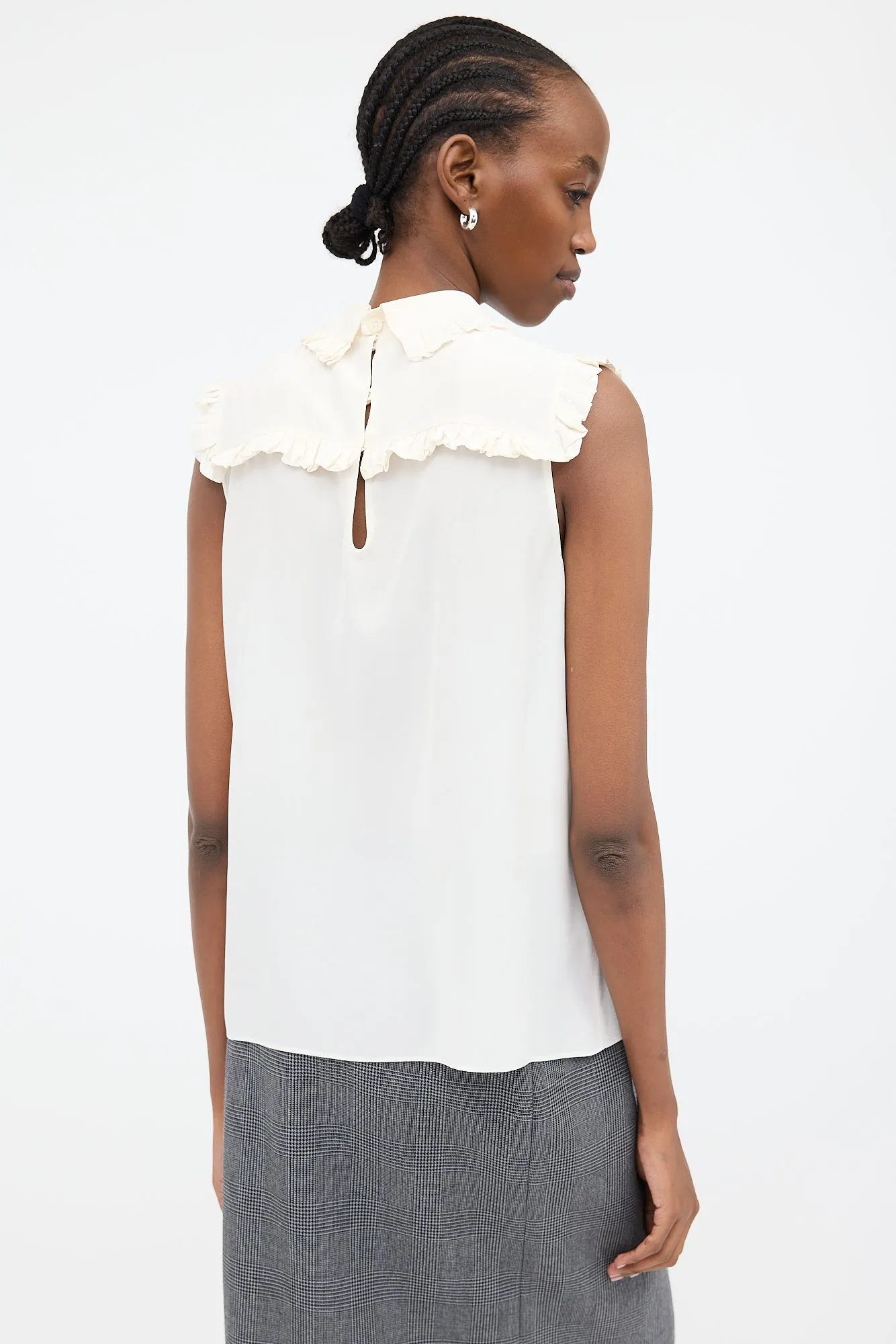 2017 Silk Sleeveless Ruffle Blouse