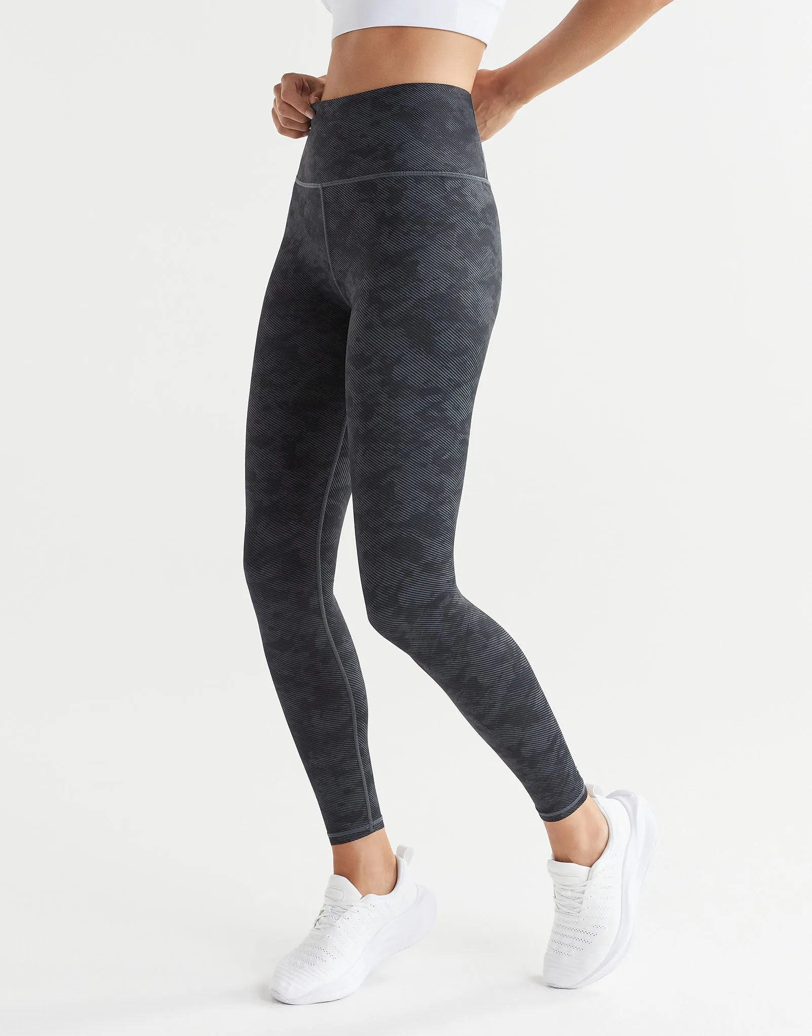 ASTRID Ultra-Core - Black Stucco
