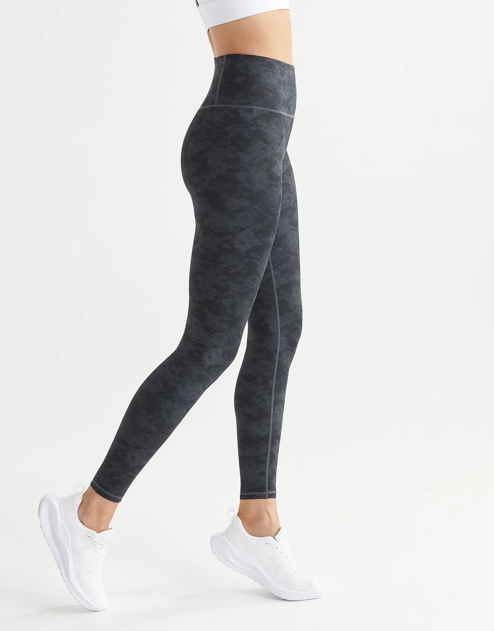 ASTRID Ultra-Core - Black Stucco