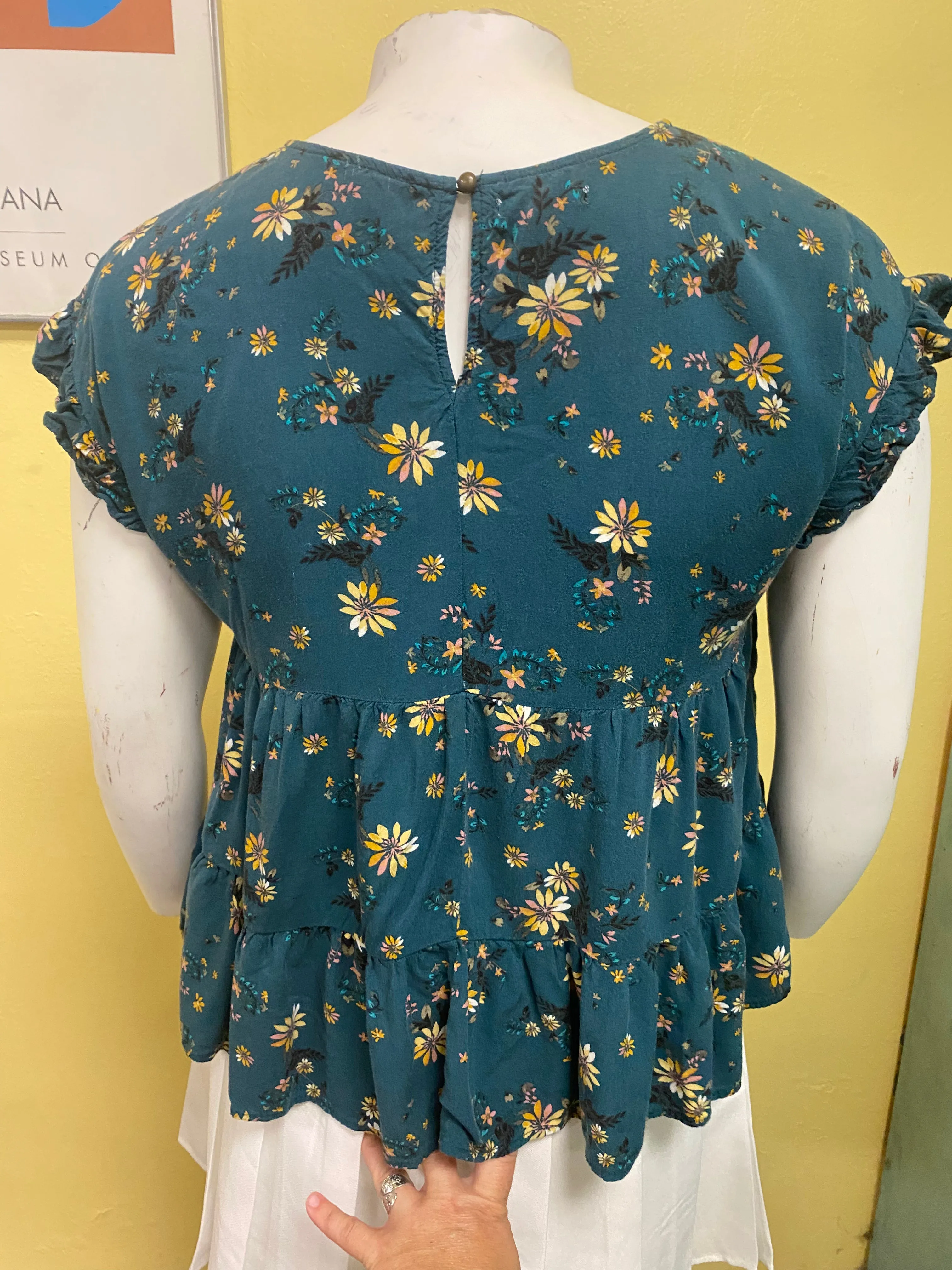 Maurices Green Tops, Large