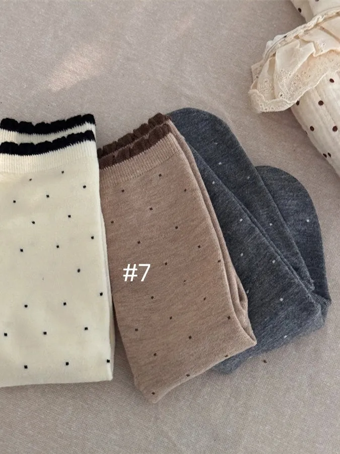 Polka-dot Pattern Ruffled Cuff Calf Socks