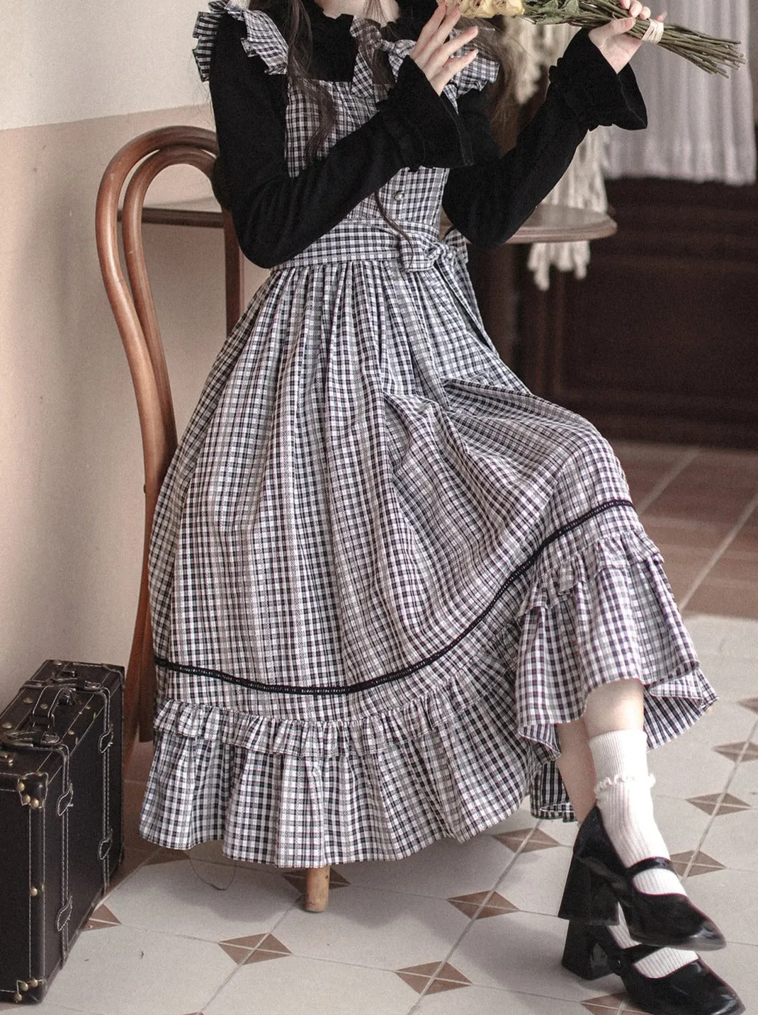 Ruffle Ruffle Skirt Suspender   Top Check