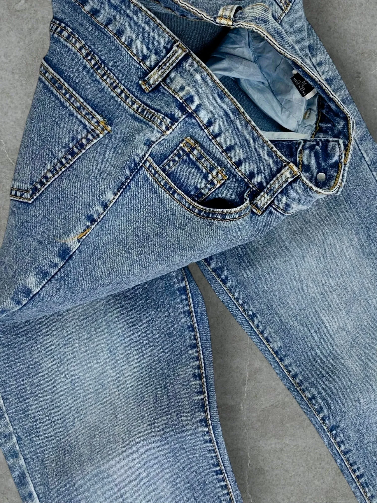 SHEIN BELL BOTTOM STRETCHY DENIM