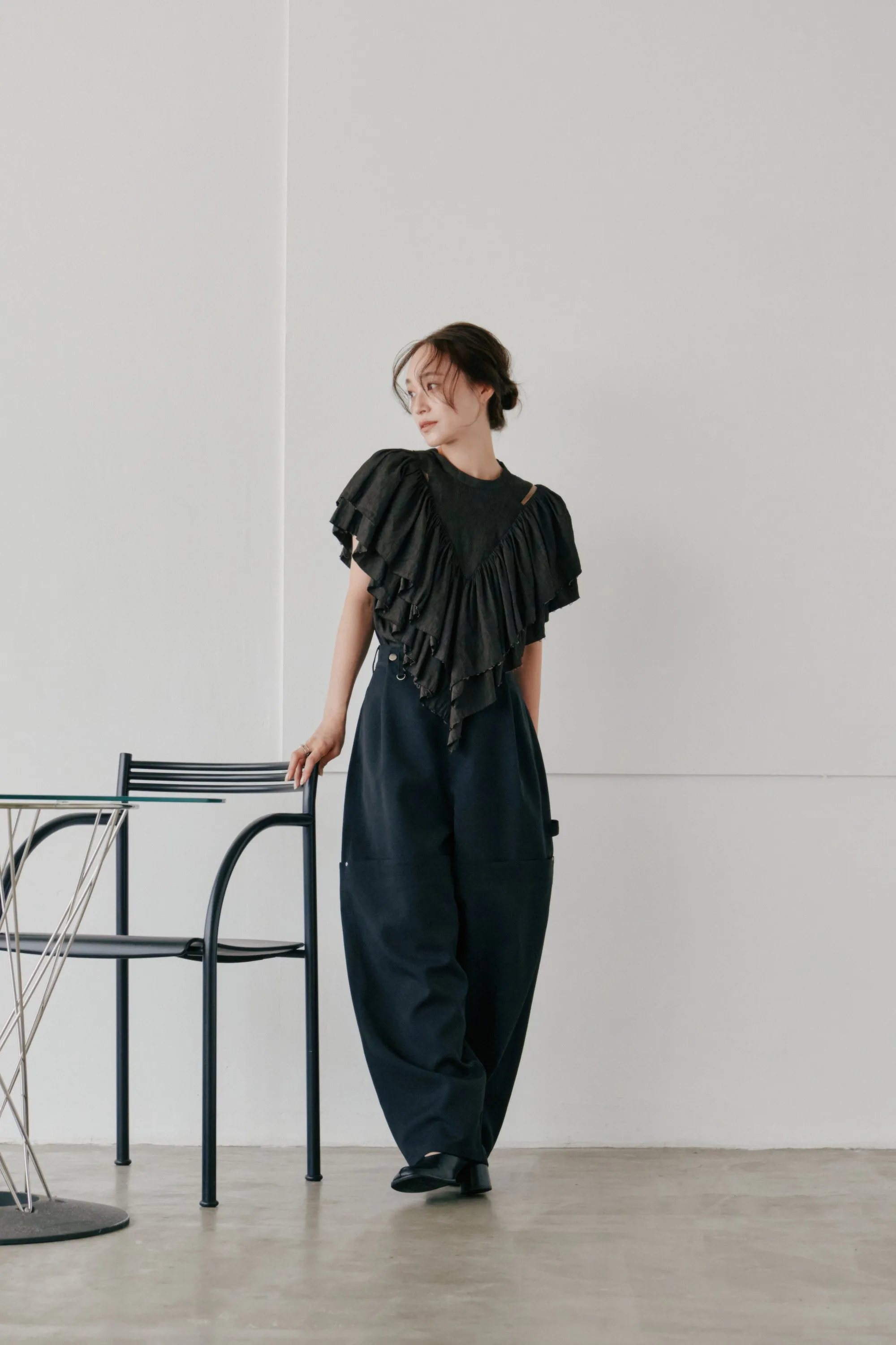 volume ruffle tops