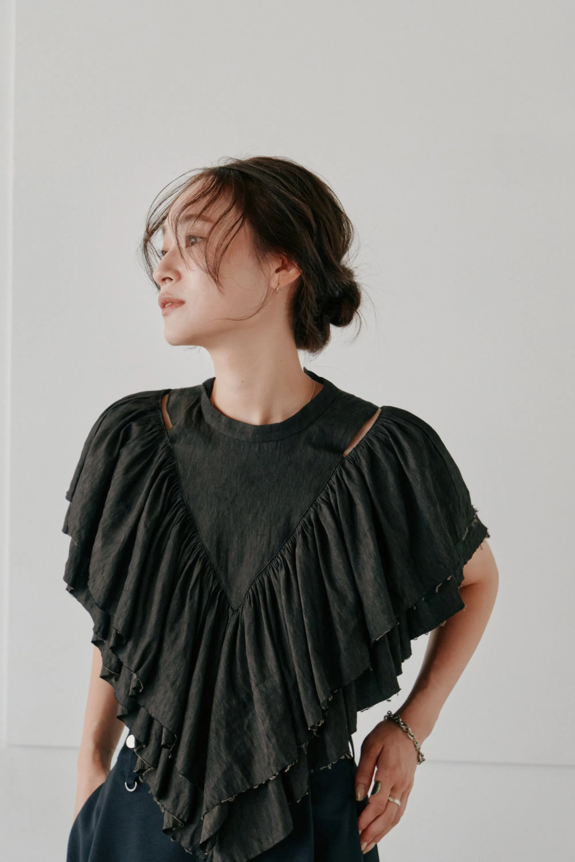 volume ruffle tops