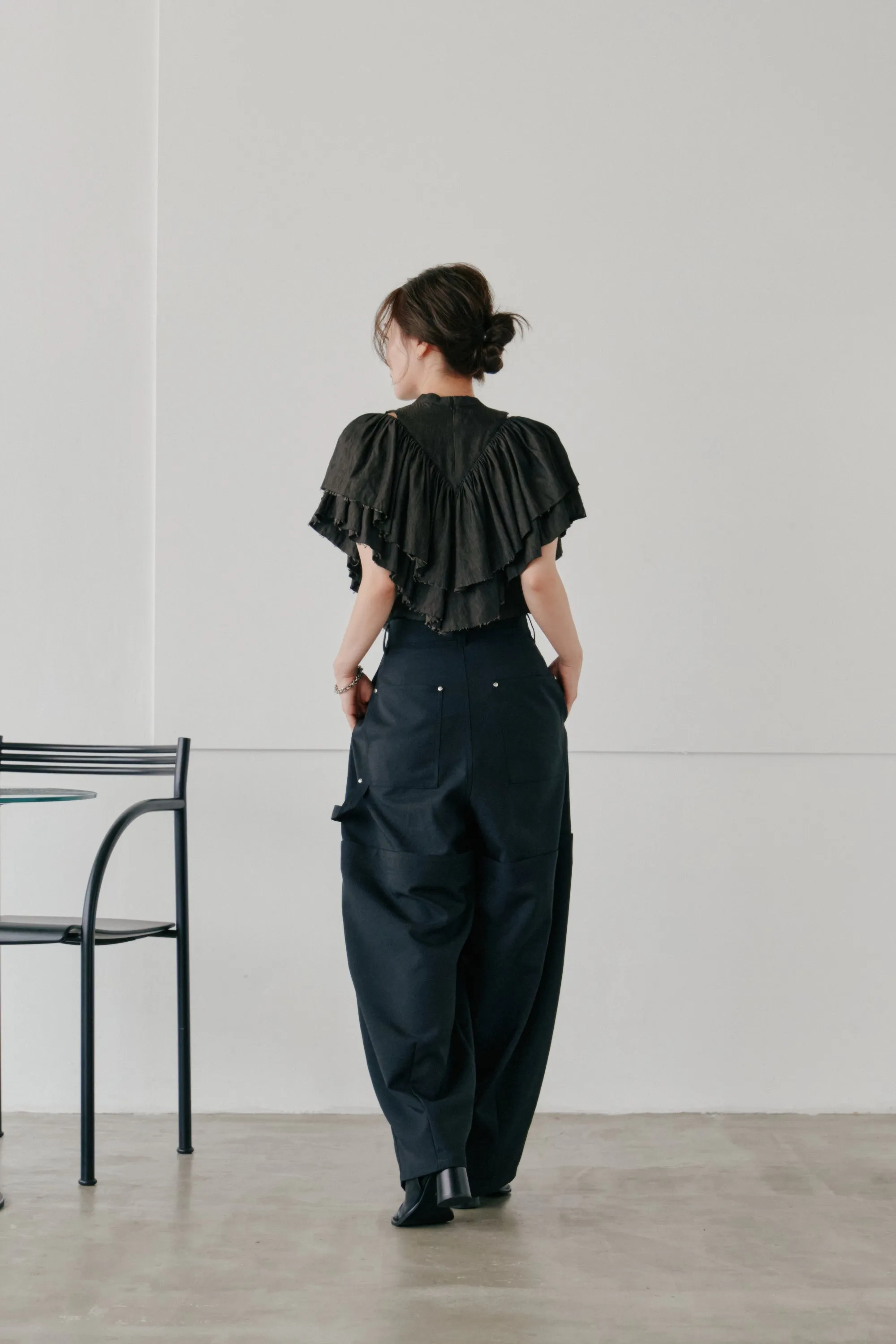 volume ruffle tops