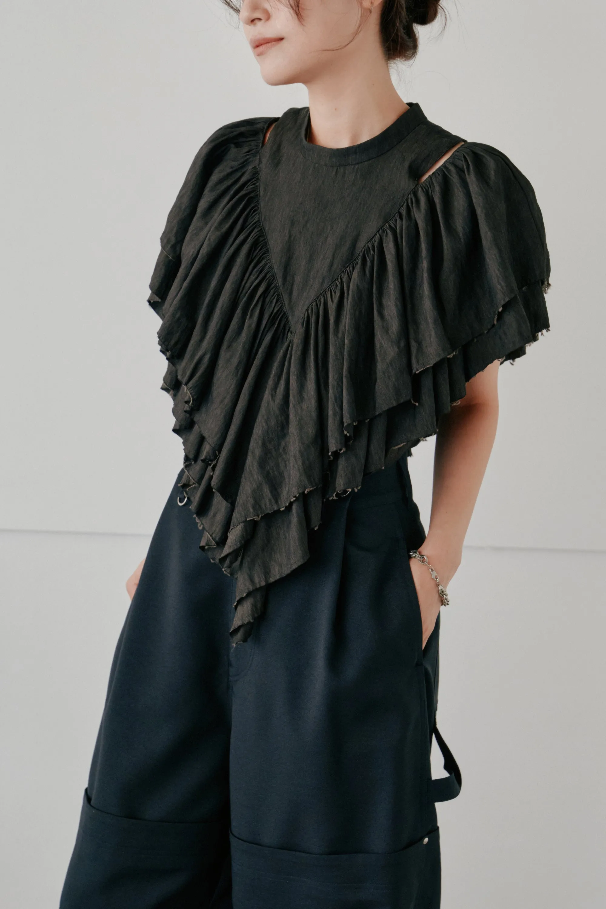 volume ruffle tops