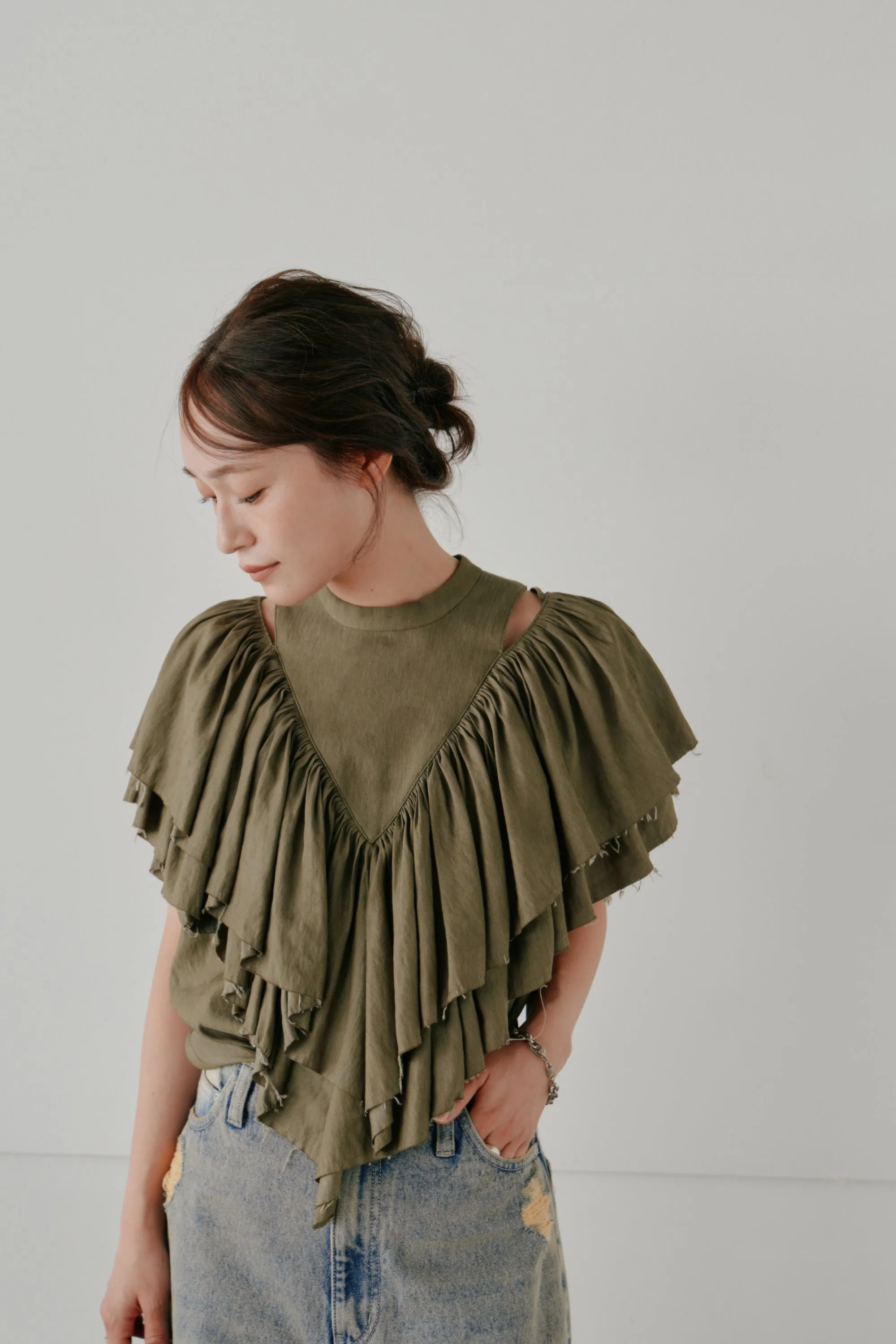 volume ruffle tops